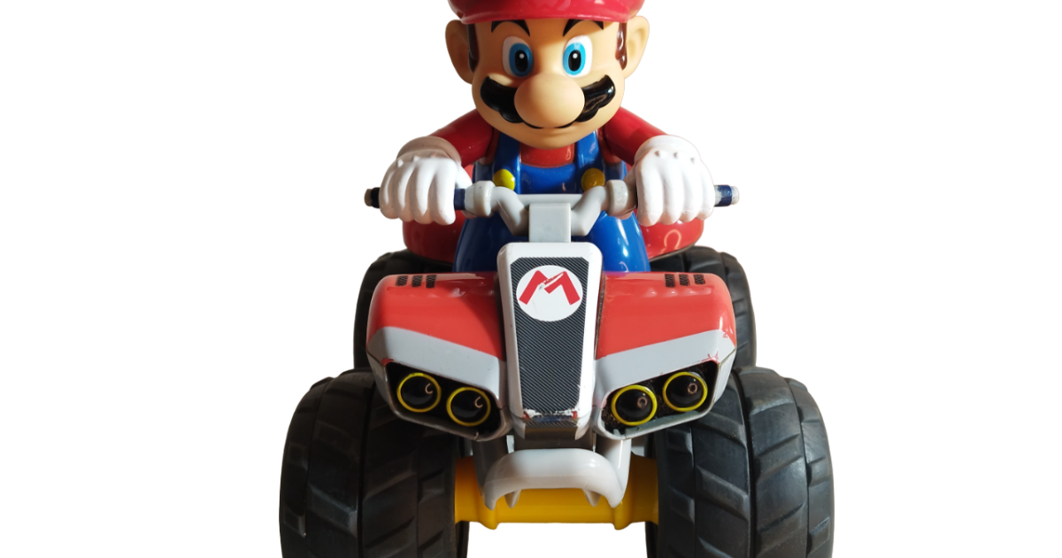 Figurine Super Mario sur son quad - Mi Emmaüs | Mi-Emmaüs